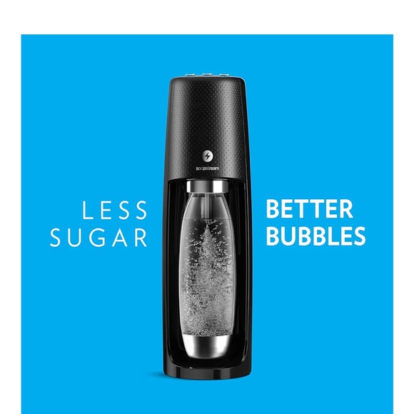 SodaStream One Touch Electric Sparkling Water Maker Bundle (Black) with CO2 - Picture 2 of 8